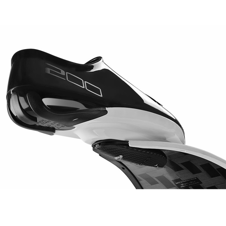 C4 200 Footpocket